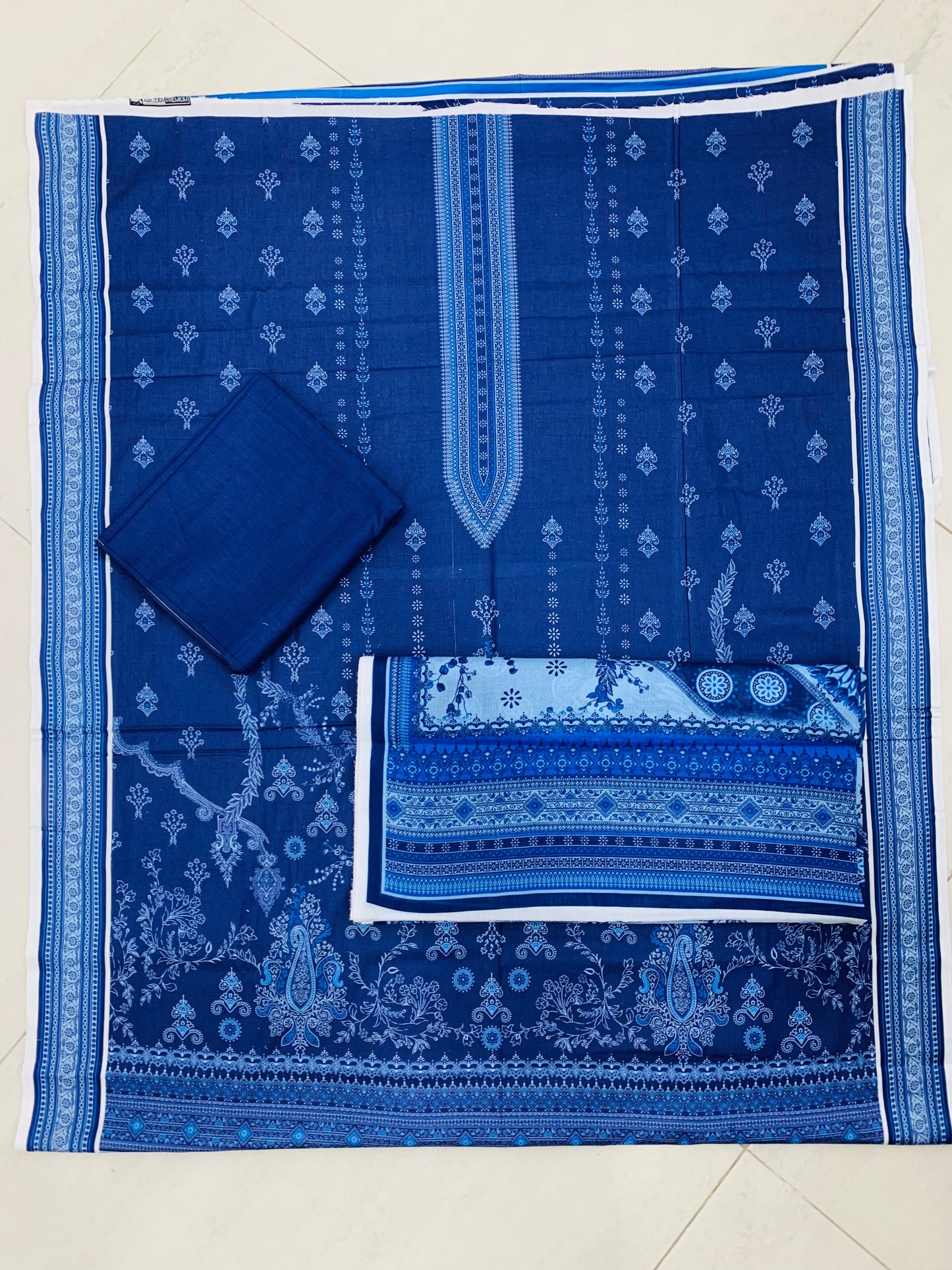 3Pc Gala Daman Digital Print Lawn