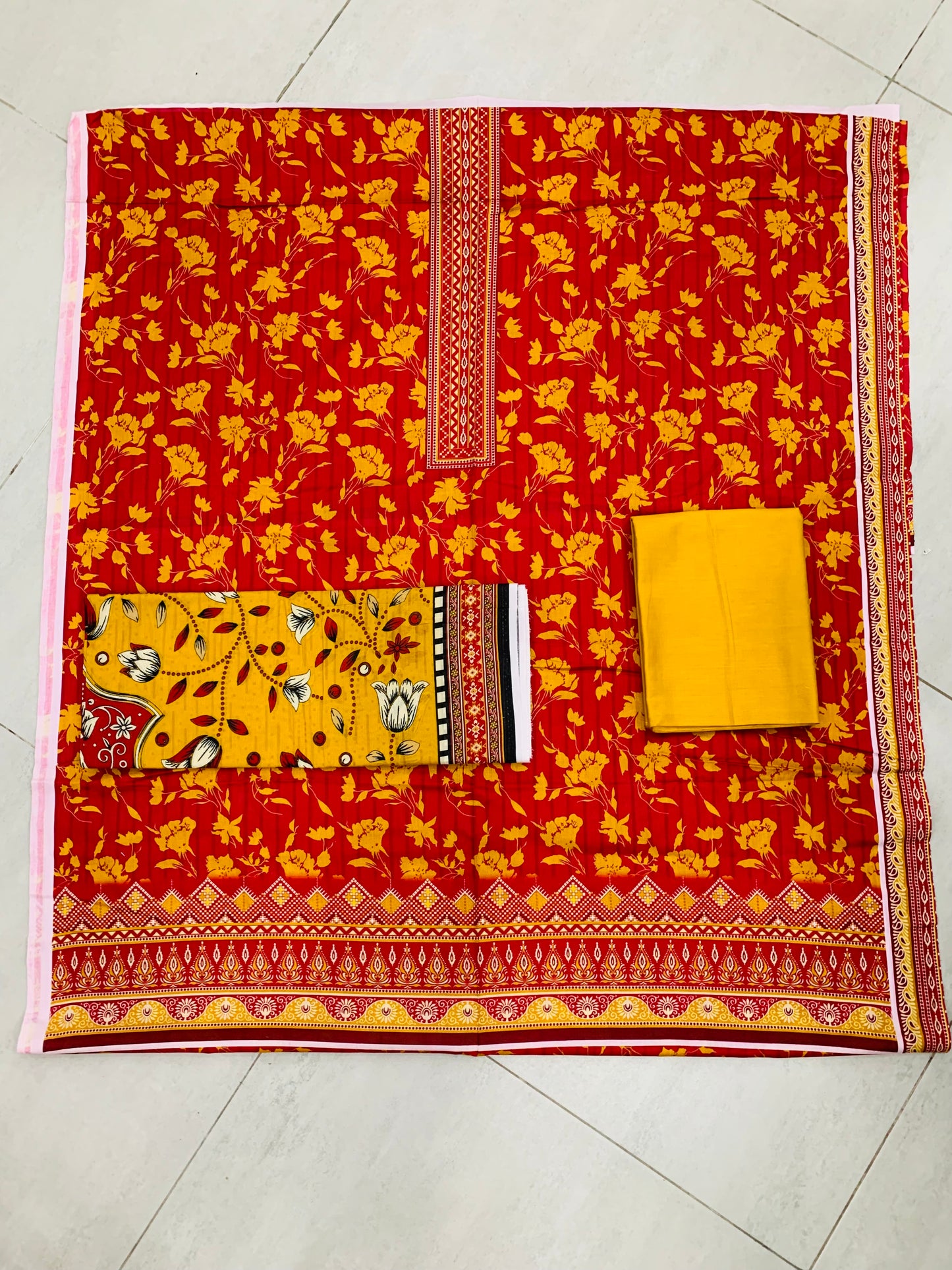 3Pc Gala Daman Digital Print Lawn