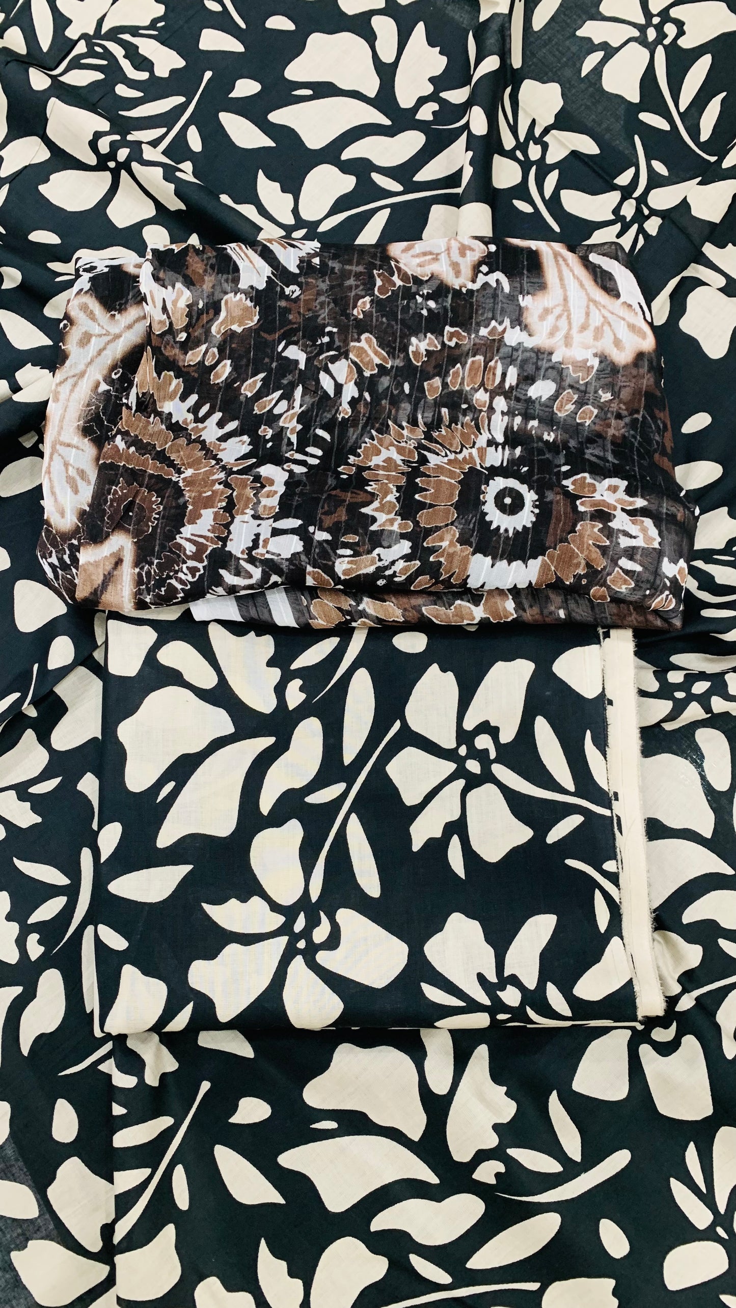 3 Piece Allover Digital Print Lawn
